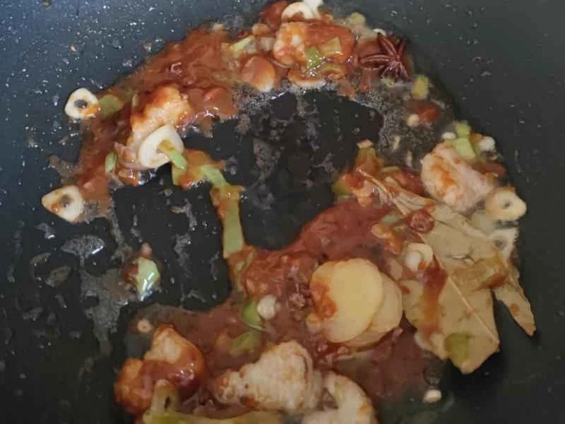 How to make pure milk hand-torn toast: Step 1