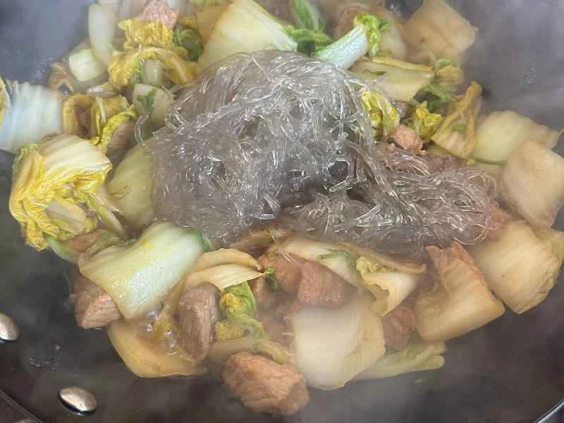 How to make pure milk hand-torn toast: Step 1