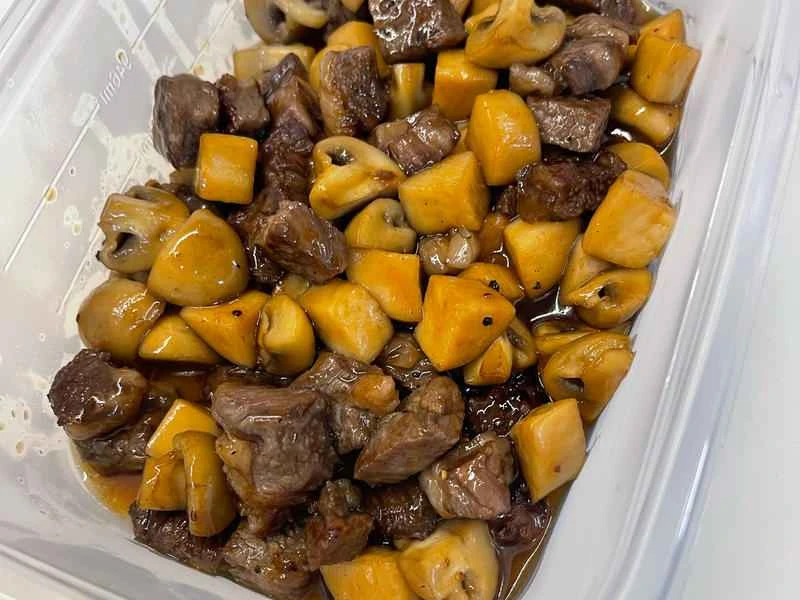 How to make pure milk hand-torn toast: Step 1