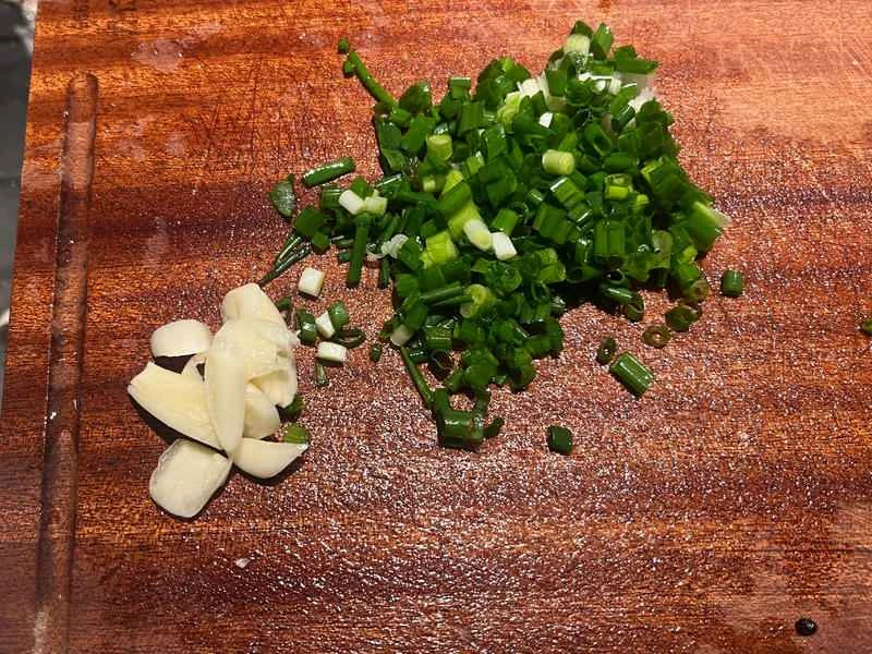 How to make pure milk hand-torn toast: Step 1