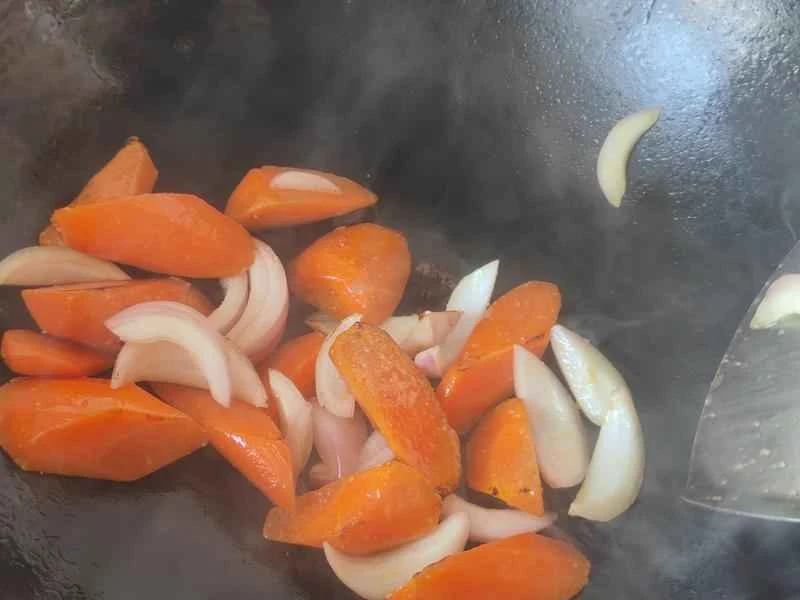 How to make pure milk hand-torn toast: Step 1