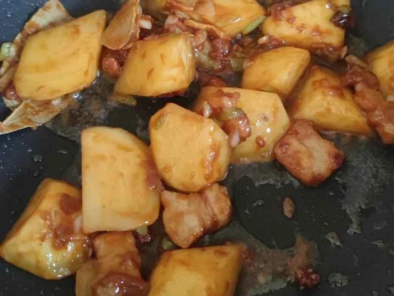 How to make pure milk hand-torn toast: Step 1