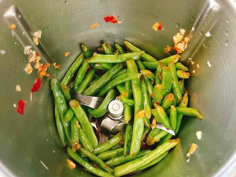 How to make pure milk hand-torn toast: Step 1