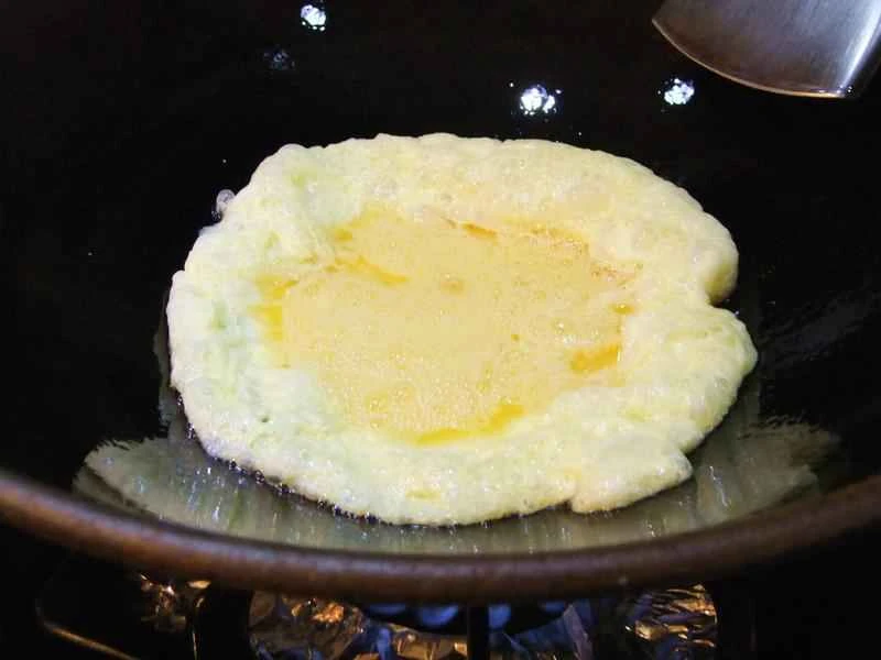 How to make pure milk hand-torn toast: Step 1