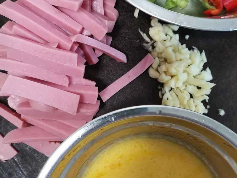 How to make pure milk hand-torn toast: Step 1