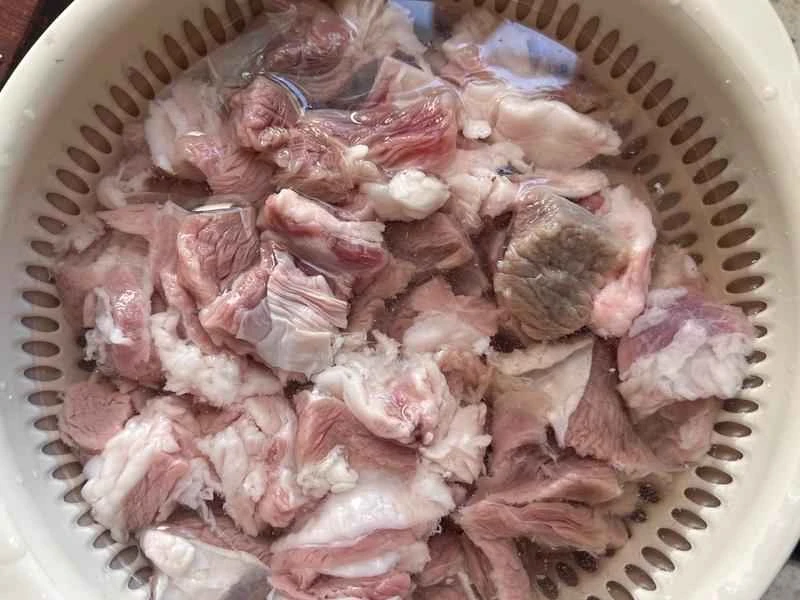 How to make pure milk hand-torn toast: Step 1