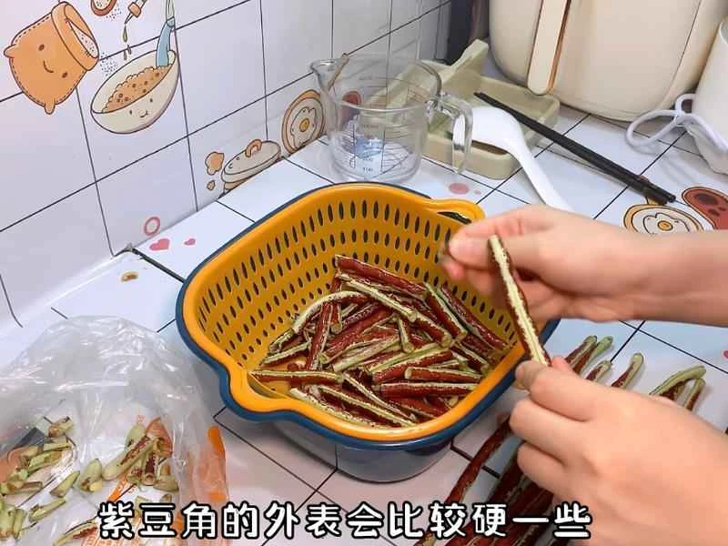 How to make pure milk hand-torn toast: Step 1