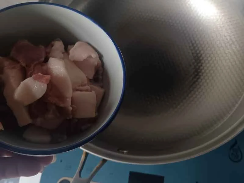 How to make pure milk hand-torn toast: Step 1