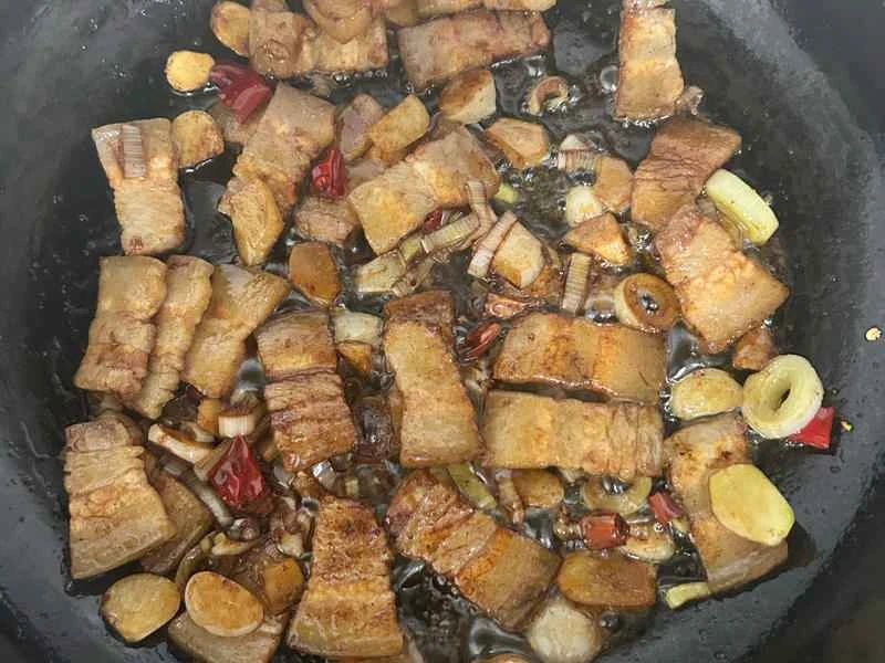 How to make pure milk hand-torn toast: Step 1