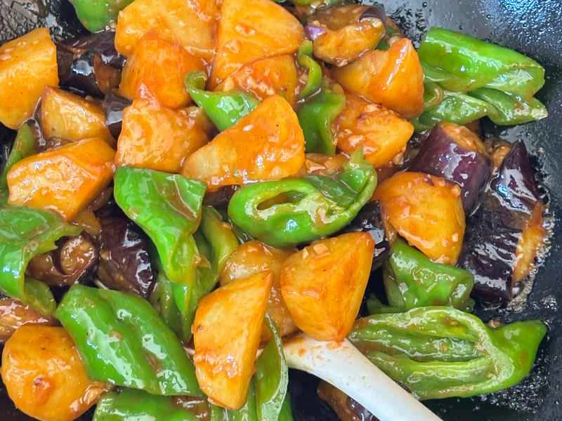 How to make pure milk hand-torn toast: Step 1