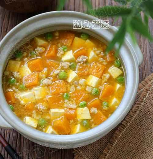 A comforting and heartwarming autumn dish: Golden Soup Pumpkin and Tofu Stew