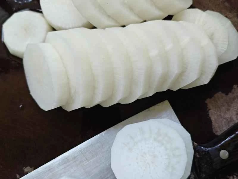 How to make pure milk hand-torn toast: Step 1