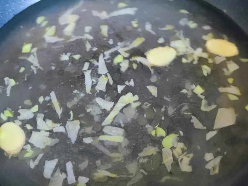 How to make pure milk hand-torn toast: Step 1