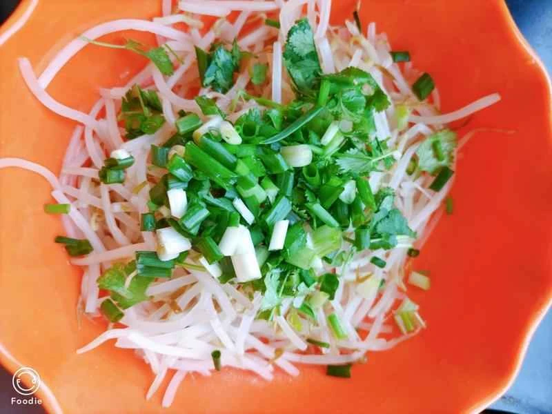 How to make pure milk hand-torn toast: Step 1