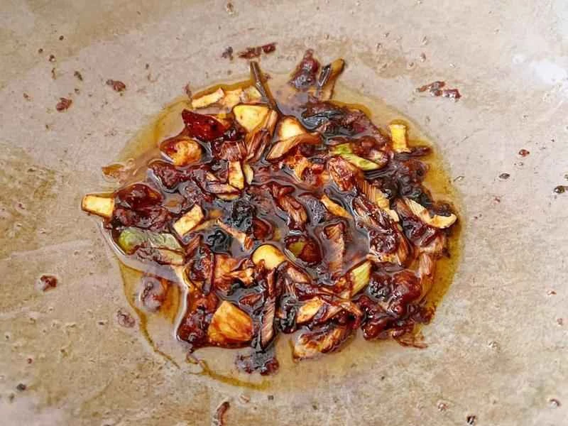 How to make pure milk hand-torn toast: Step 1