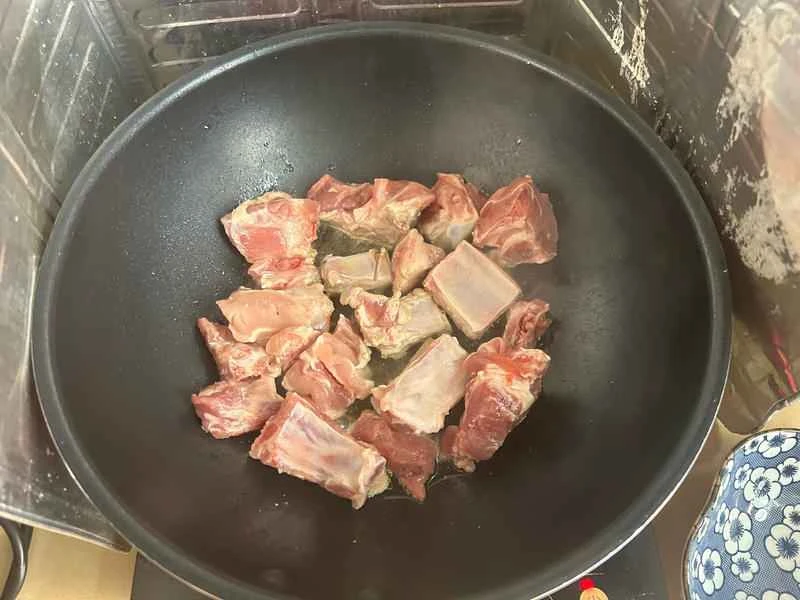 How to make pure milk hand-torn toast: Step 1