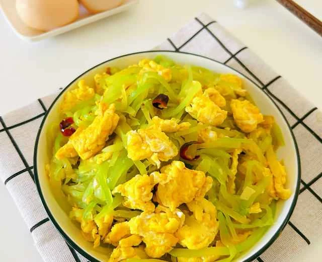 Recipe for stir-fried lettuce with eggs