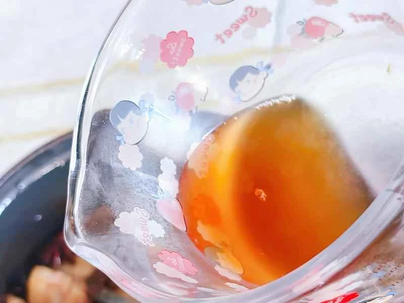 How to make pure milk hand-torn toast: Step 1