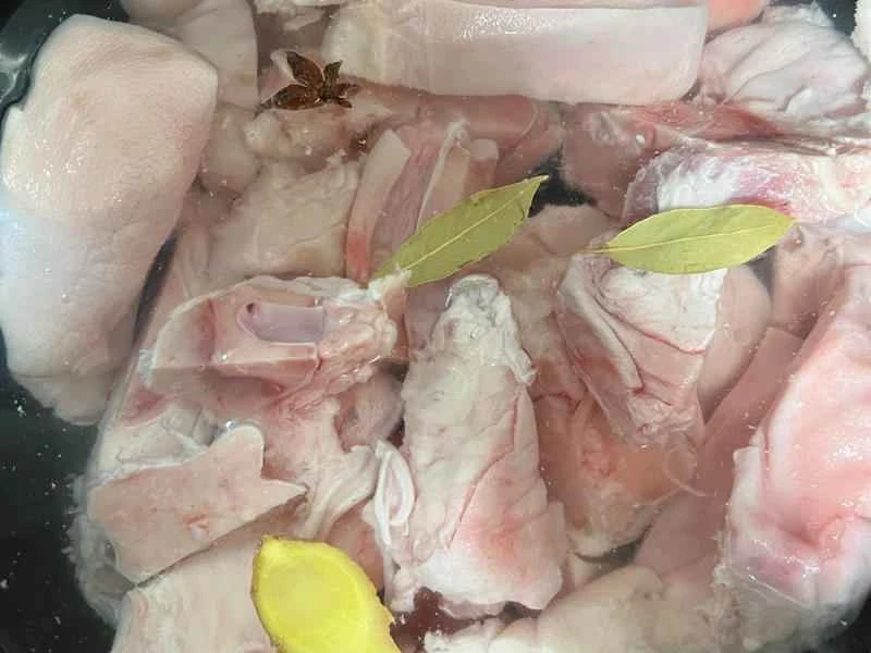 How to make pure milk hand-torn toast: Step 1