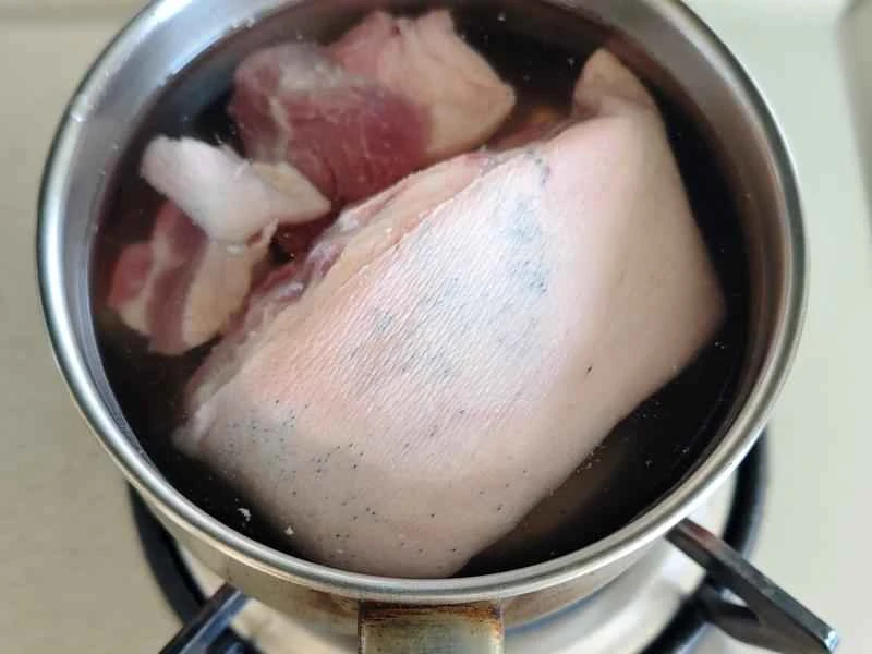 How to make pure milk hand-torn toast: Step 1