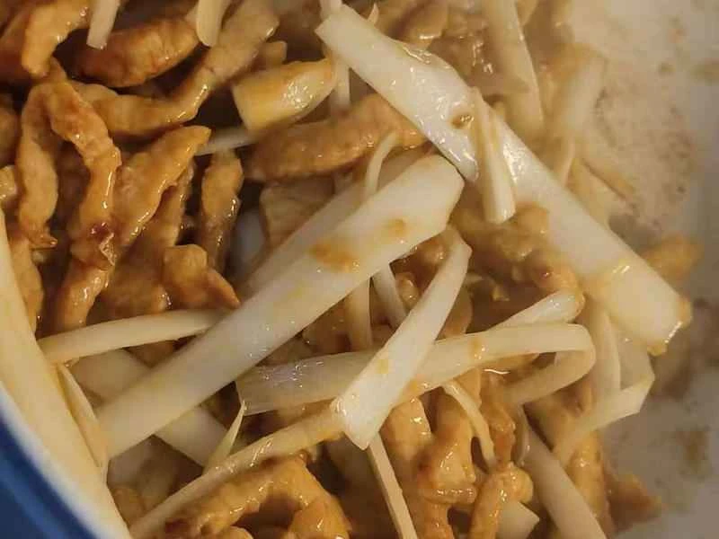 How to make pure milk hand-torn toast: Step 1