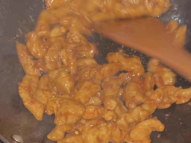 How to make pure milk hand-torn toast: Step 1