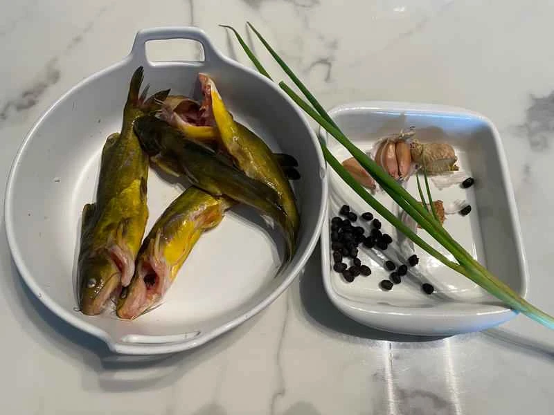 How to make pure milk hand-torn toast: Step 1