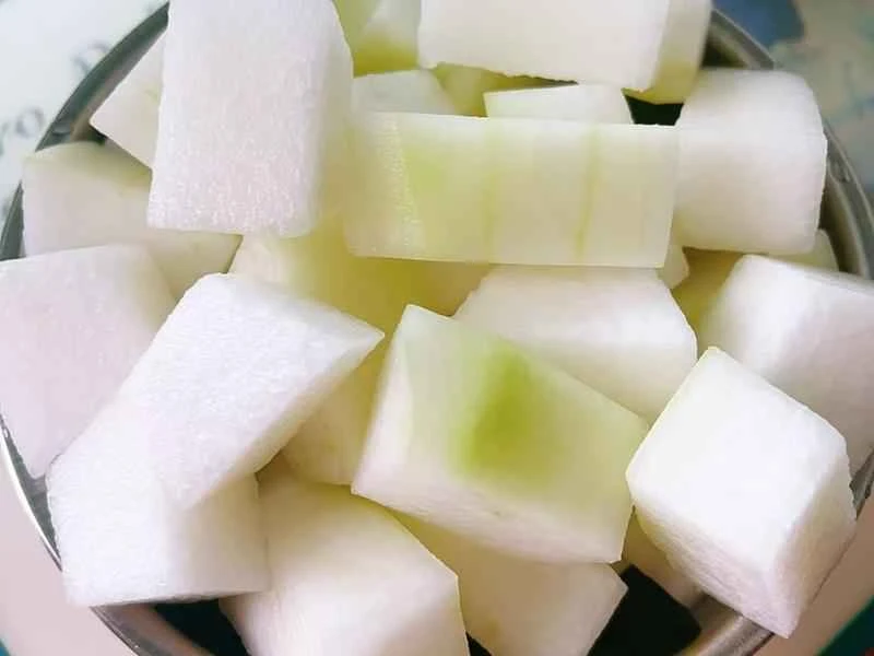 How to make pure milk hand-torn toast: Step 1