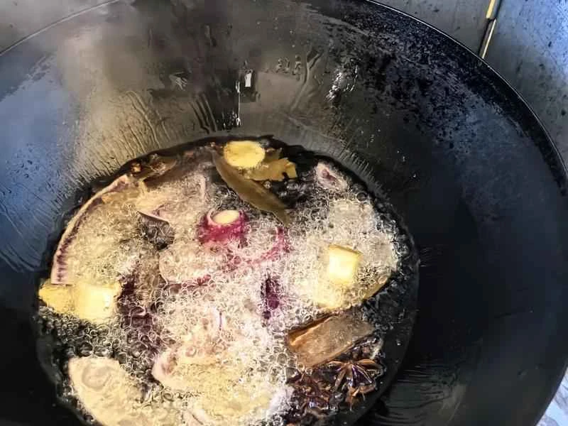 How to make pure milk hand-torn toast: Step 1