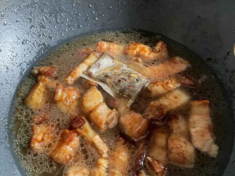 How to make pure milk hand-torn toast: Step 1