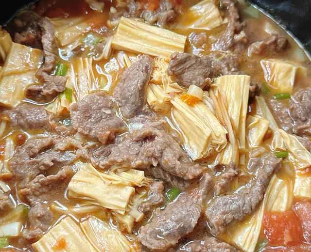 Tomato, tofu skin, and beef stew recipe