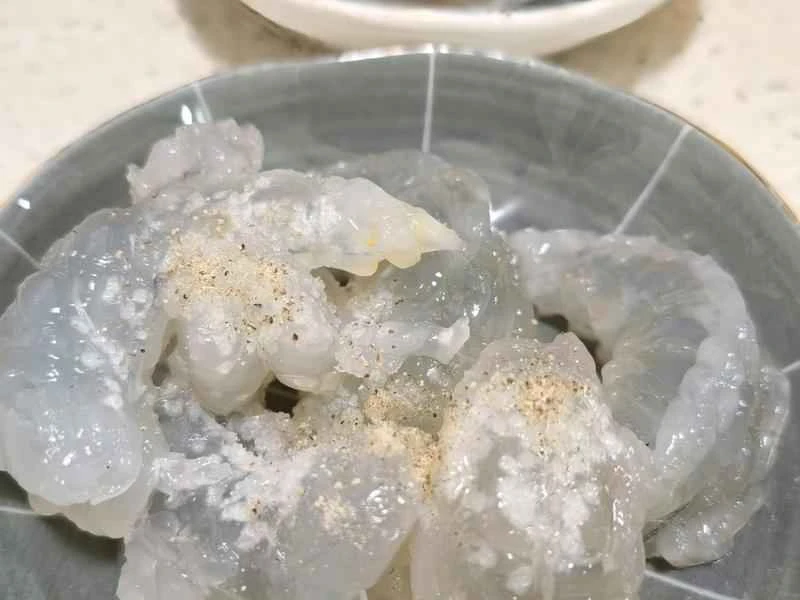 How to make pure milk hand-torn toast: Step 1