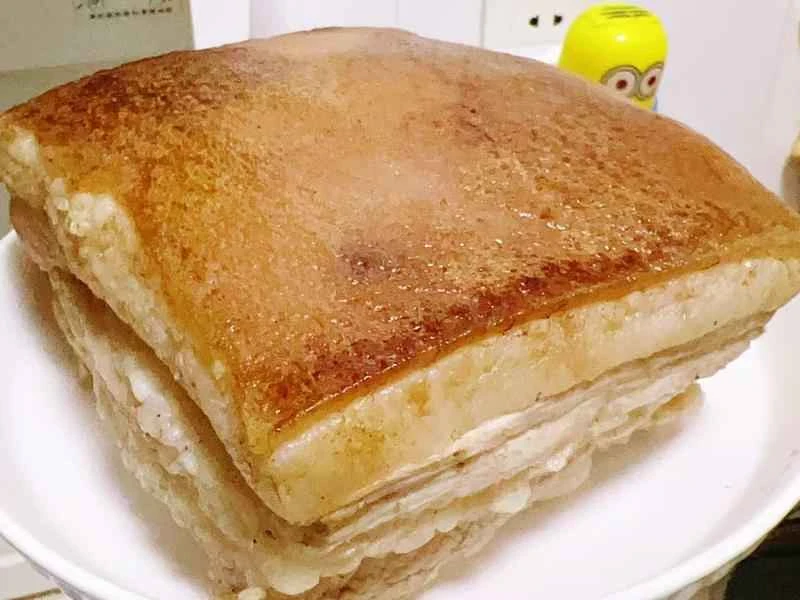 How to make pure milk hand-torn toast: Step 1