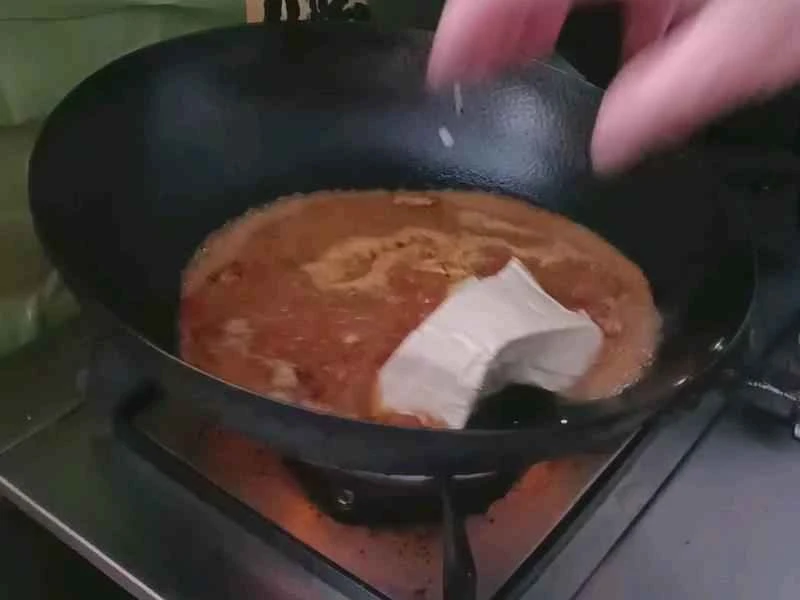 How to make pure milk hand-torn toast: Step 1