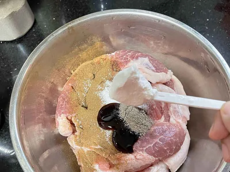 How to make pure milk hand-torn toast: Step 1