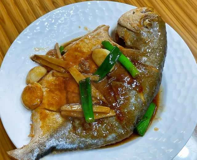 Recipe for Braised Golden Pomfret