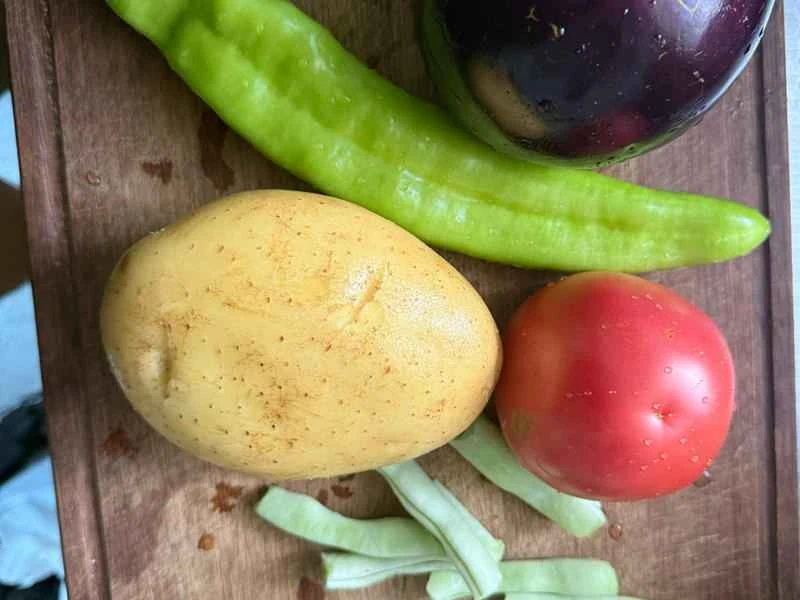How to make pure milk hand-torn toast: Step 1
