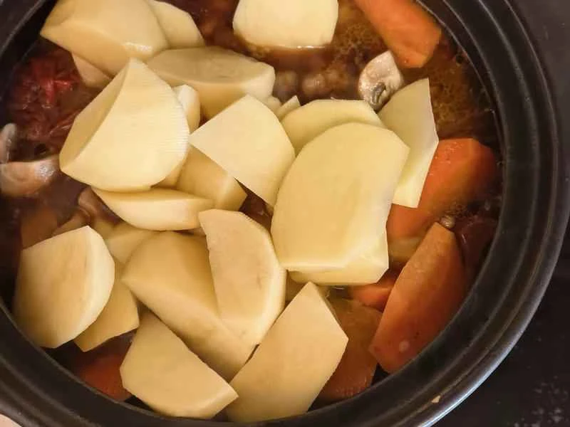 How to make pure milk hand-torn toast: Step 1