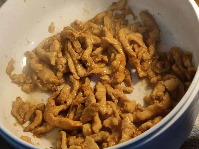 How to make pure milk hand-torn toast: Step 1