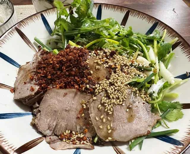 Recipe for Braised Pig Tongue with Scallions (Eating Spring in Your Belly)