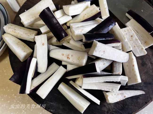 How to make pure milk hand-torn toast: Step 1