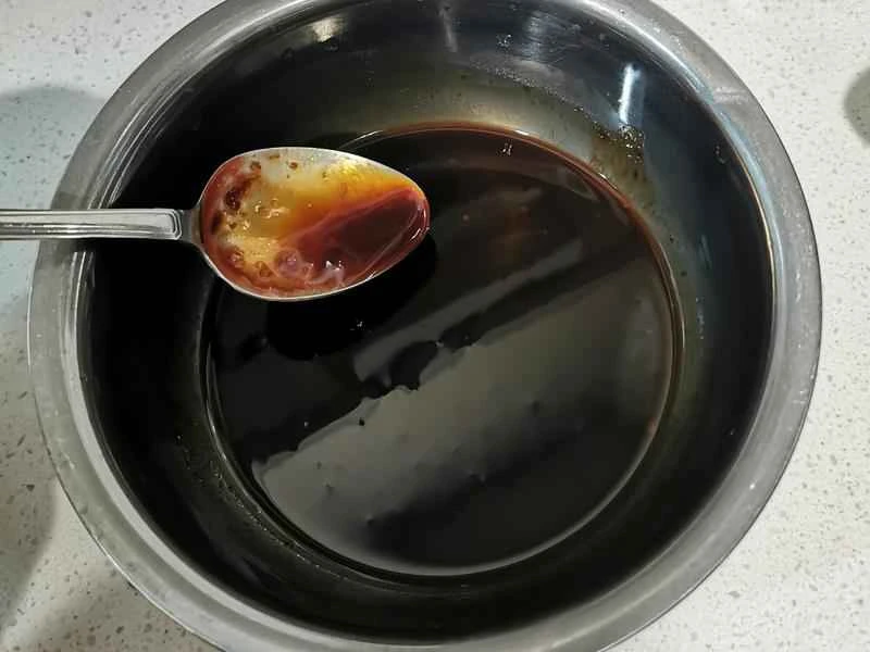 How to make pure milk hand-torn toast: Step 1