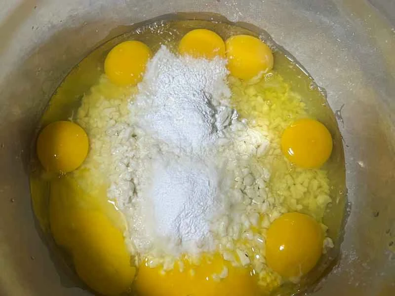 How to make pure milk hand-torn toast: Step 1