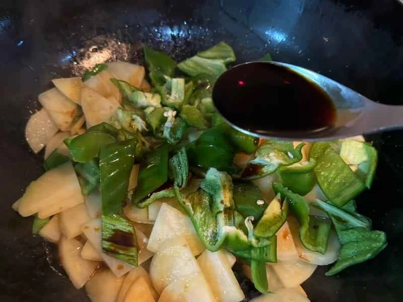 How to make pure milk hand-torn toast: Step 1