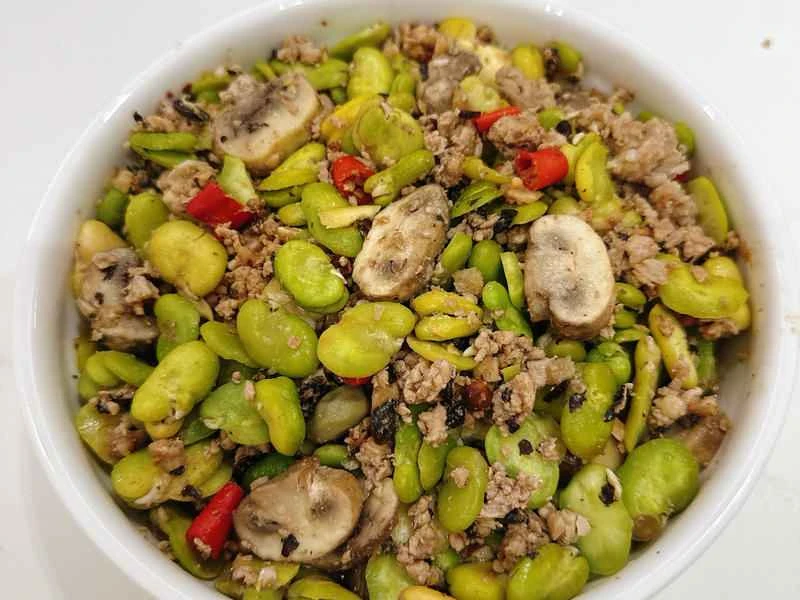 How to make pure milk hand-torn toast: Step 1