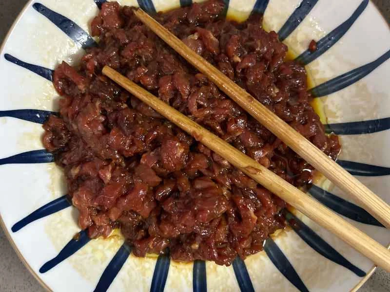 How to make pure milk hand-torn toast: Step 1