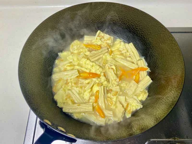 How to make pure milk hand-torn toast: Step 1