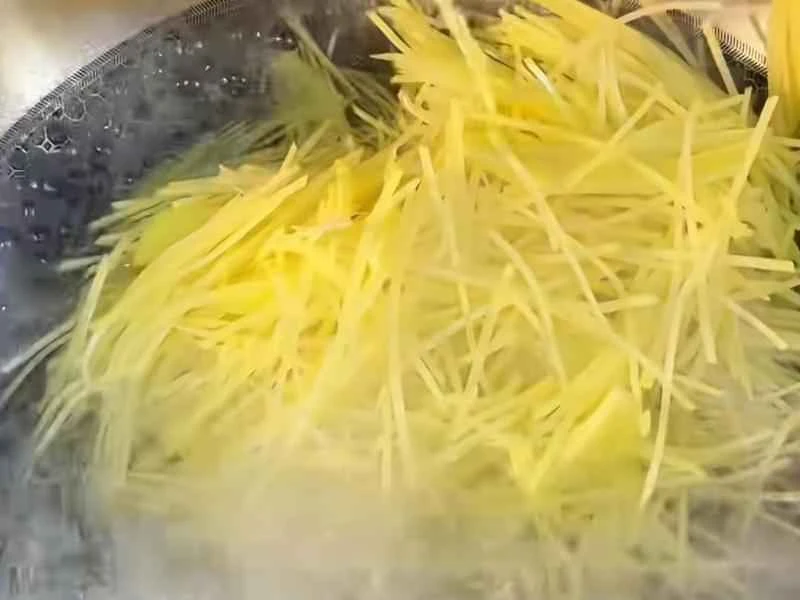 How to make pure milk hand-torn toast: Step 1