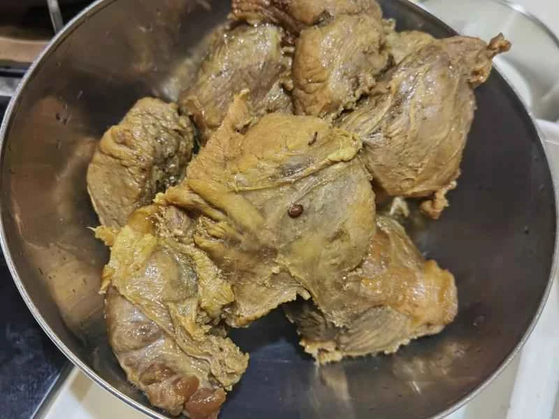 How to make pure milk hand-torn toast: Step 1