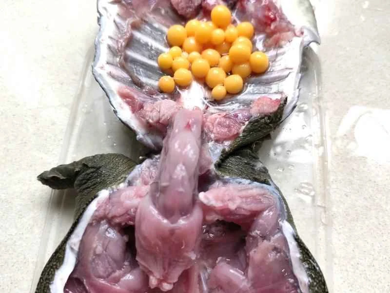 How to make pure milk hand-torn toast: Step 1